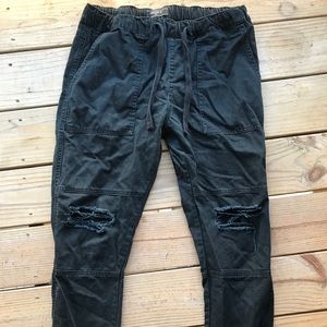 Forever 21 distressed jeans